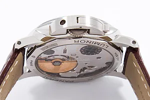 13390_watchlounge_lo.jpg