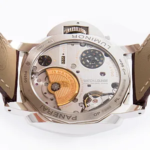13392_watchlounge_lo.jpg