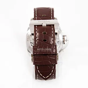 13394_watchlounge_lo.jpg