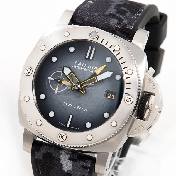 13396_watchlounge_lo_1.jpg
