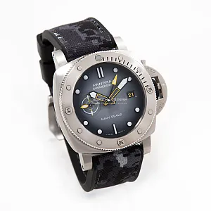 13399_watchlounge_lo.jpg