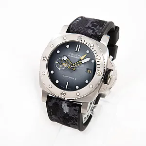 13400_watchlounge_lo.jpg