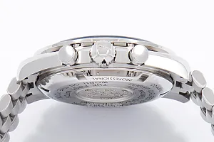 13412_watchlounge_lo.jpg