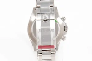 13440_watchlounge_lo.jpg