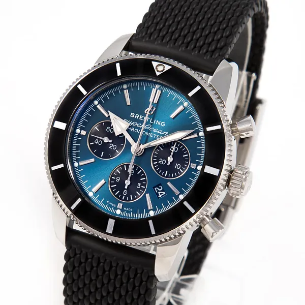 13478_watchlounge_1.jpg