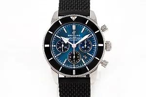 13480_watchlounge.jpg
