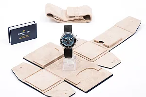 13489_watchlounge.jpg
