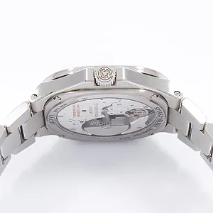 13520_watchlounge_lo.jpg