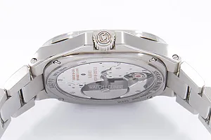 13520_watchlounge_lo.jpg