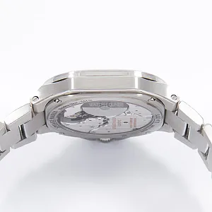 13521_watchlounge_lo.jpg