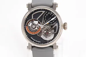 13539_watchlounge_lo.jpg