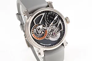 13540_watchlounge_lo.jpg