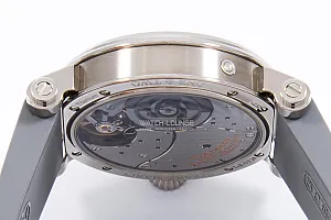 13543_watchlounge_lo.jpg