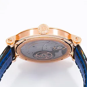 13575_watchlounge_lo.jpg