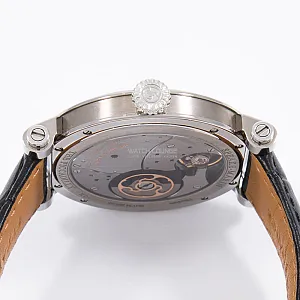 13597_watchlounge_lo.jpg