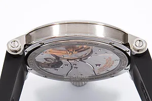 13609_watchlounge_lo.jpg