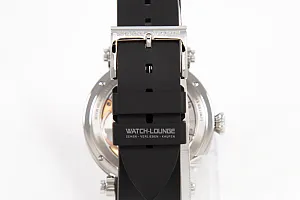 13612_watchlounge_lo.jpg