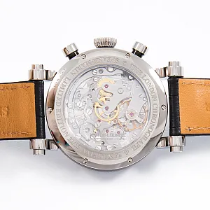 13632_watchlounge_lo.jpg