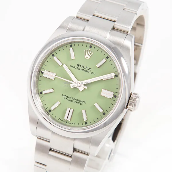 13659_watchlounge_lo_1.jpg