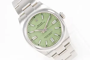 13660_watchlounge_lo.jpg