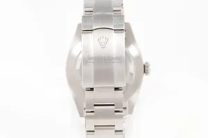 13667_watchlounge_lo.jpg