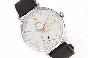 13671_watchlounge_lo.jpg