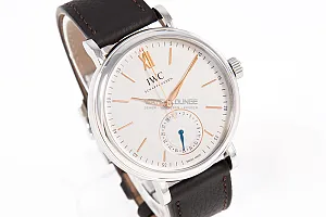 13673_watchlounge_lo.jpg