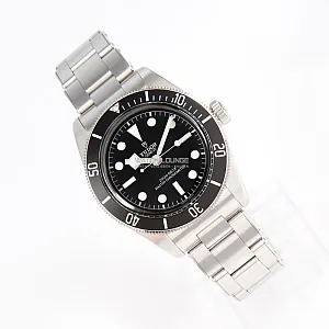 13681_watchlounge_lo.jpg