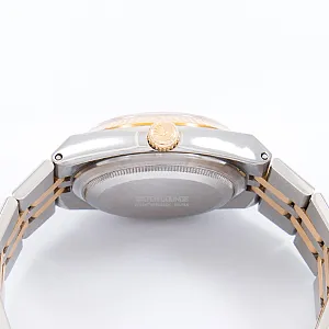 13696_watchlounge_lo.jpg