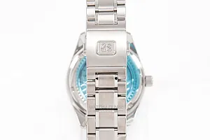 13719_watchlounge_lo.jpg
