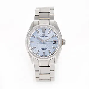 13724_watchlounge_lo.jpg