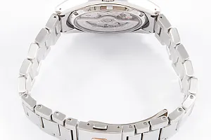 13730_watchlounge_lo.jpg