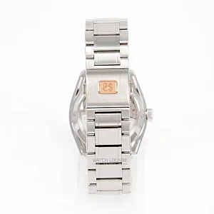 13731_watchlounge_lo.jpg
