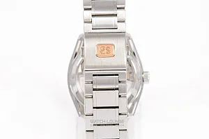 13731_watchlounge_lo.jpg