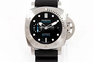 13748_watchlounge_lo.jpg