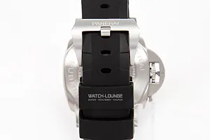 13754_watchlounge_lo.jpg