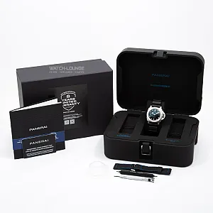 13755_watchlounge_lo.jpg