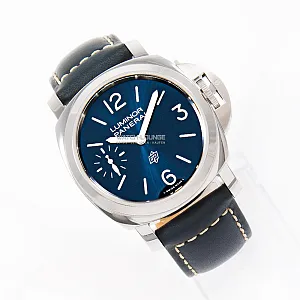 13767_watchlounge_lo.jpg