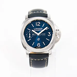 13768_watchlounge_lo.jpg