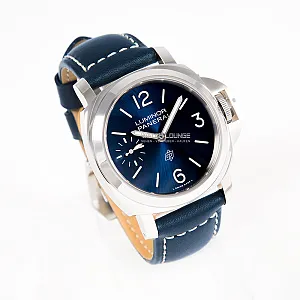 13769_watchlounge_lo.jpg