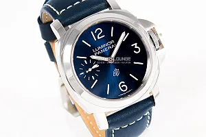 13769_watchlounge_lo.jpg