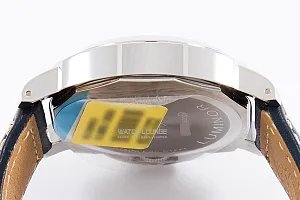 13772_watchlounge_lo.jpg