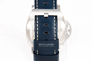 13774_watchlounge_lo.jpg