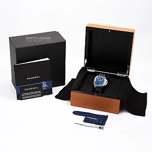 13775_watchlounge_lo.jpg