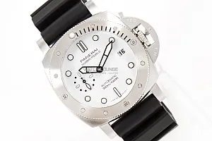 13787_watchlounge_lo.jpg