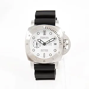 13788_watchlounge_lo.jpg