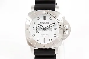 13788_watchlounge_lo.jpg