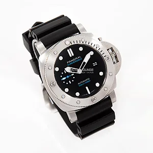 13799_watchlounge_lo.jpg