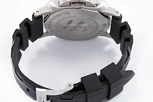 13803_watchlounge_lo.jpg