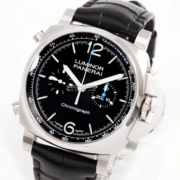 13806_watchlounge_lo_1.jpg